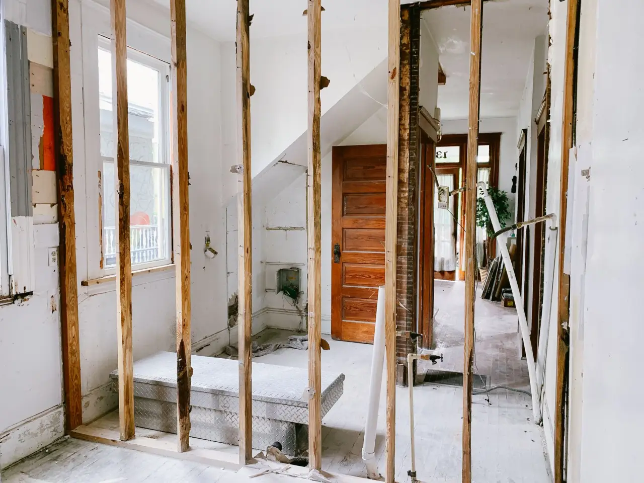 精密机械配件加工工艺对比：数控车床与加工中心适用场景分析